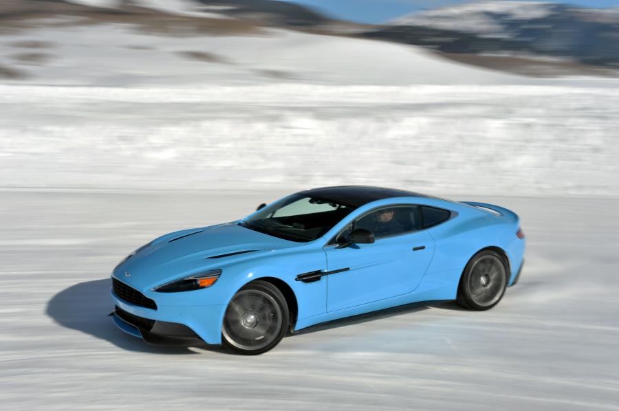  Aston Martin Vanquish 2012 года  (NA) (фото 181 из 182)